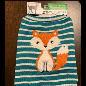 dog sweater fox